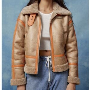 BDG faux Leather Cropped jacket🧥